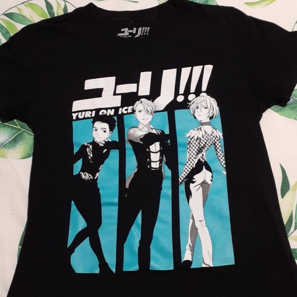 Yuri on Ice Graphic Tee (S)